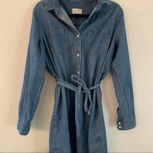 Adorable Universal Thread Jean Button-down dress